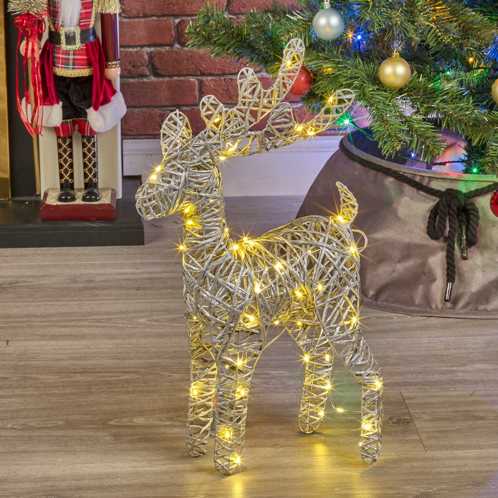 LED Light up Reindeer 37Cm Plastic Rattan Wire Frame Christmas Home Decorations